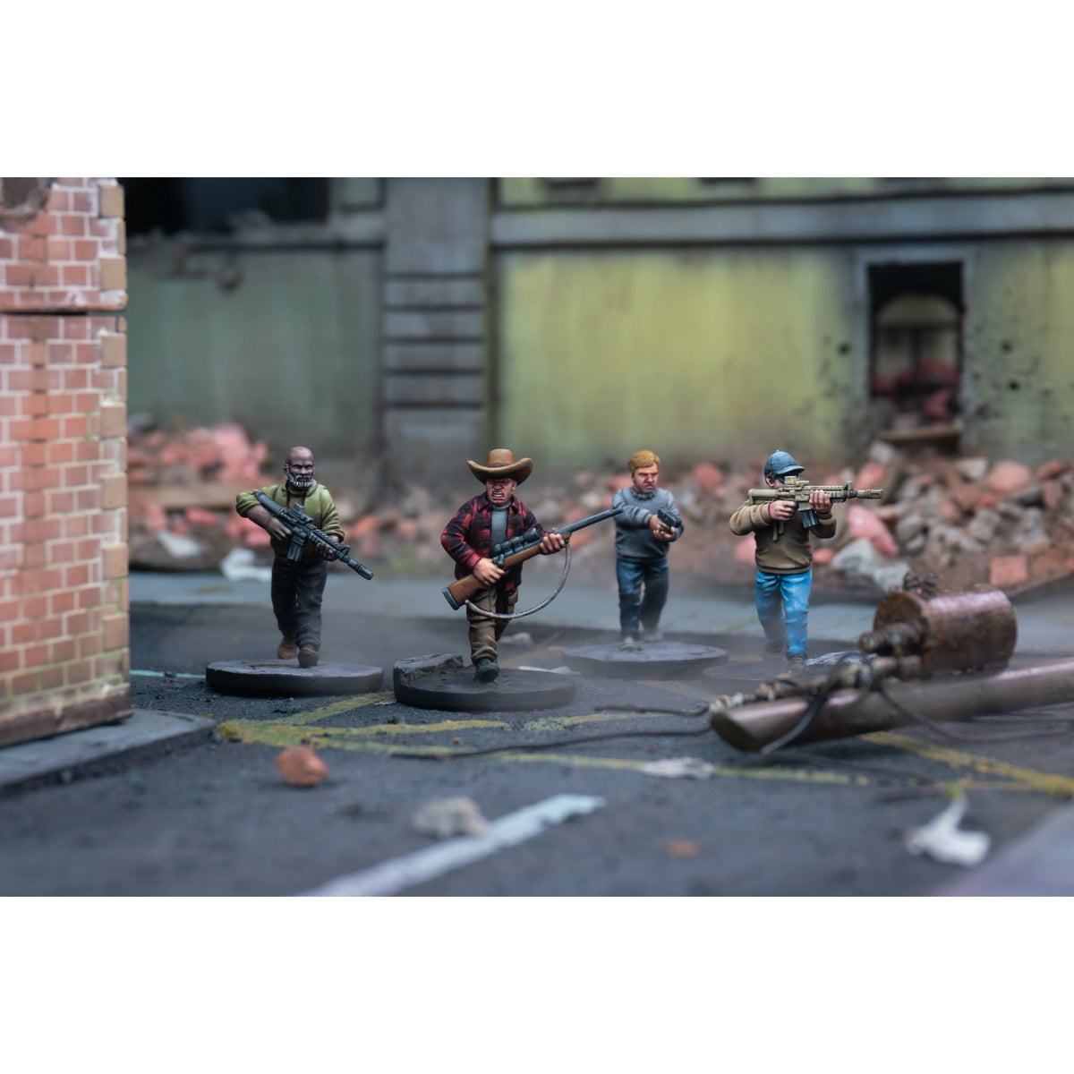 Civilians & Survivors (1): Men — official supplier image 2